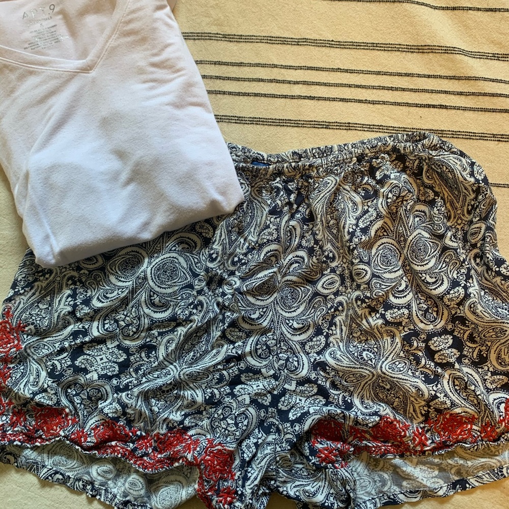 Patterned shorts